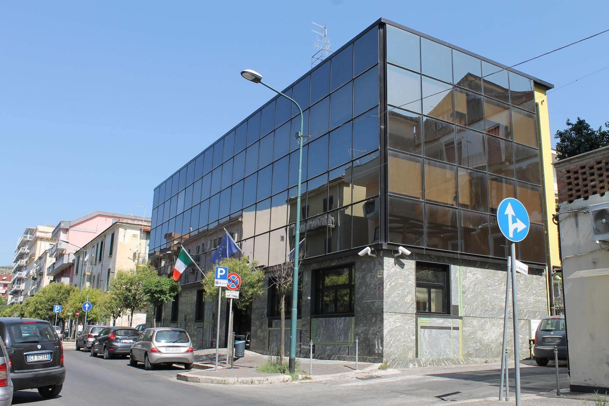 Hotel Cristal Eboli Extérieur photo